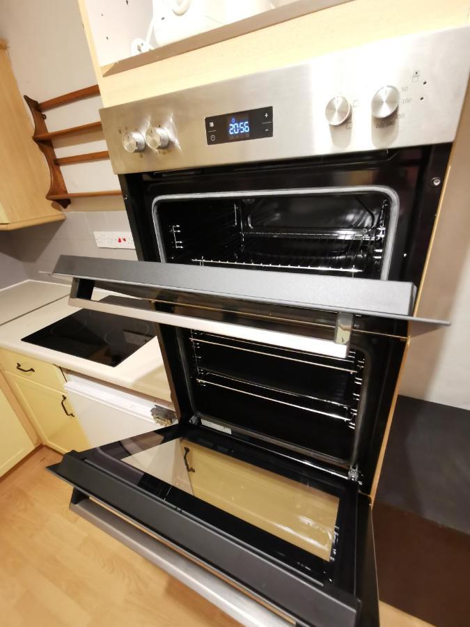 Apartment Huge 6-bed In Darlington Centre *