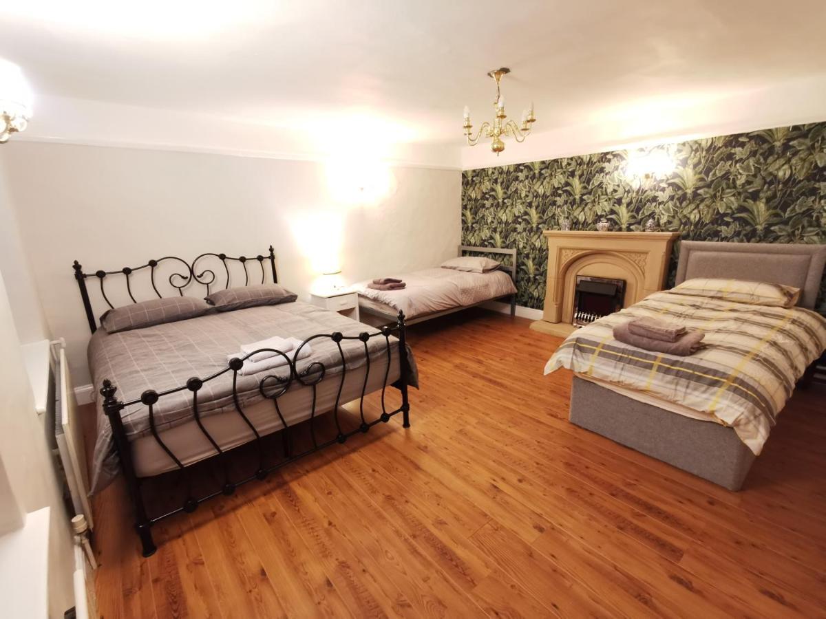 Huge 6-bed In Darlington Centre Apartment Darlington (Durham)