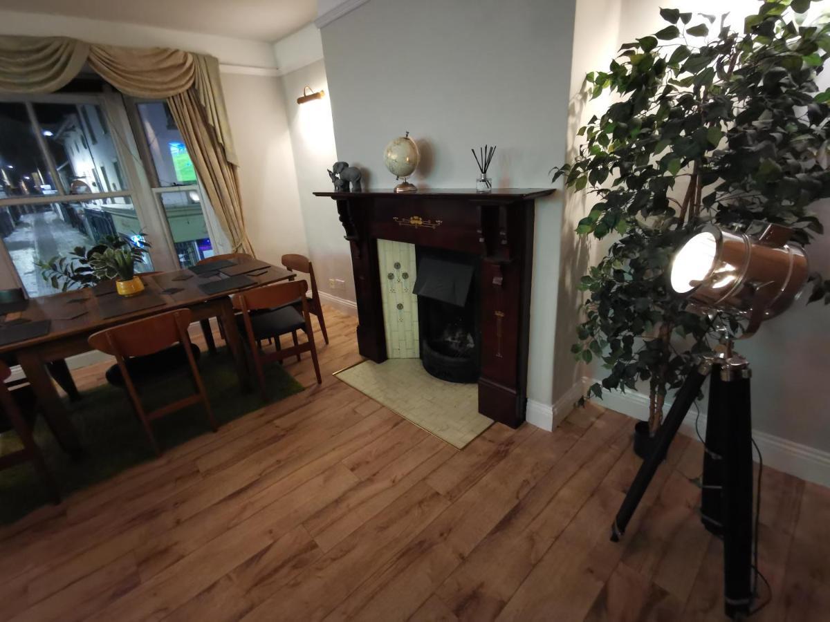 Huge 6-bed In Darlington Centre Darlington (Durham)